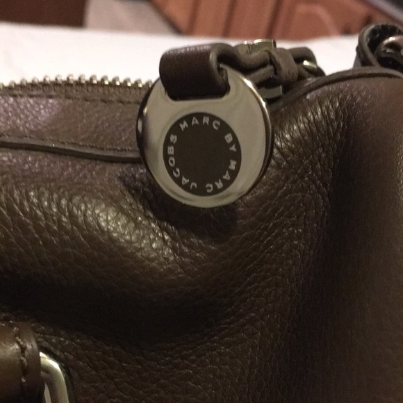 Marc Jacobs Brown Leather Purse NEW w/Tags & Duster Bag Gorgeous Marc Jacobs Bag - Picture 6 of 15